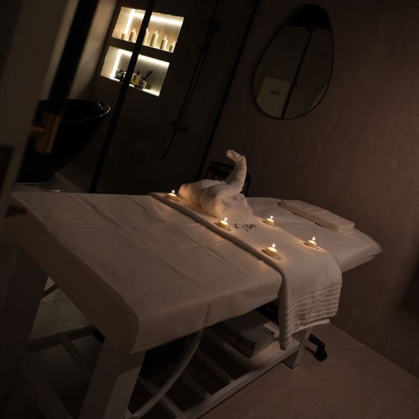 Javanese Relax Massage 90 min, VIP Room